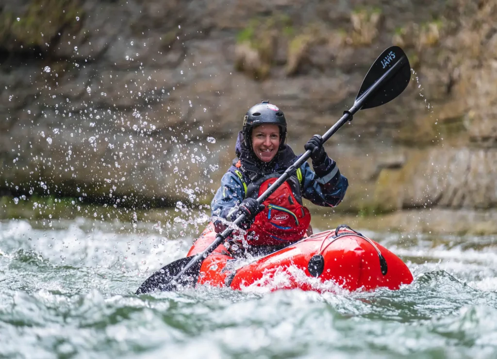 Navigation en packraft sur le Chéran