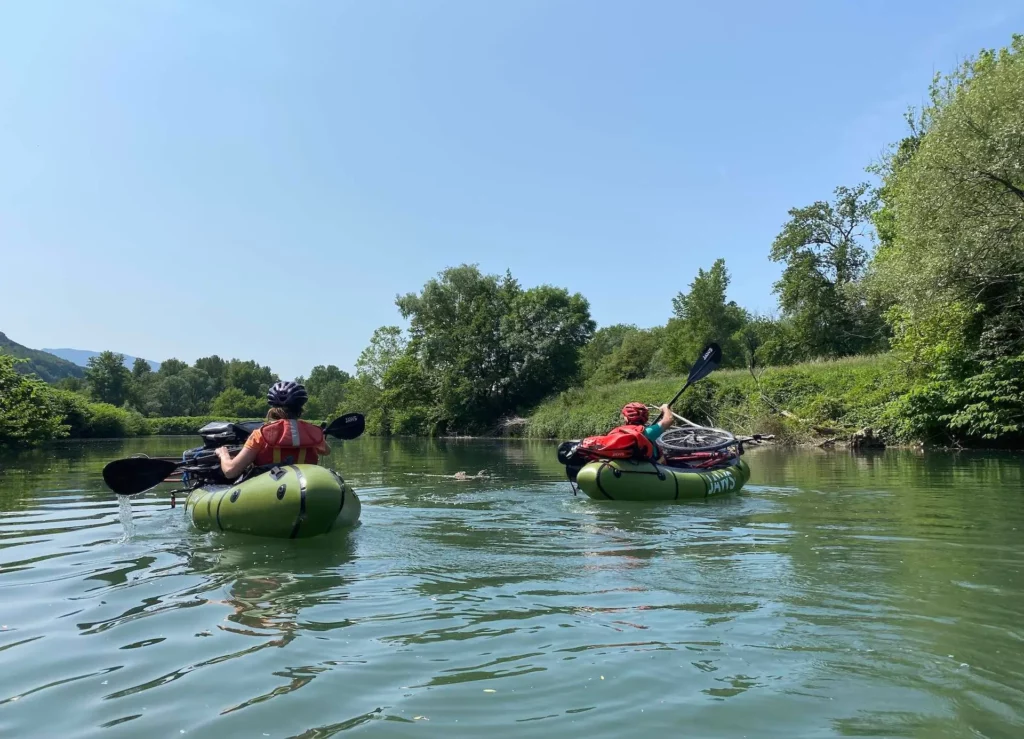 Navigation et vélo dans les lônes du Rhône
