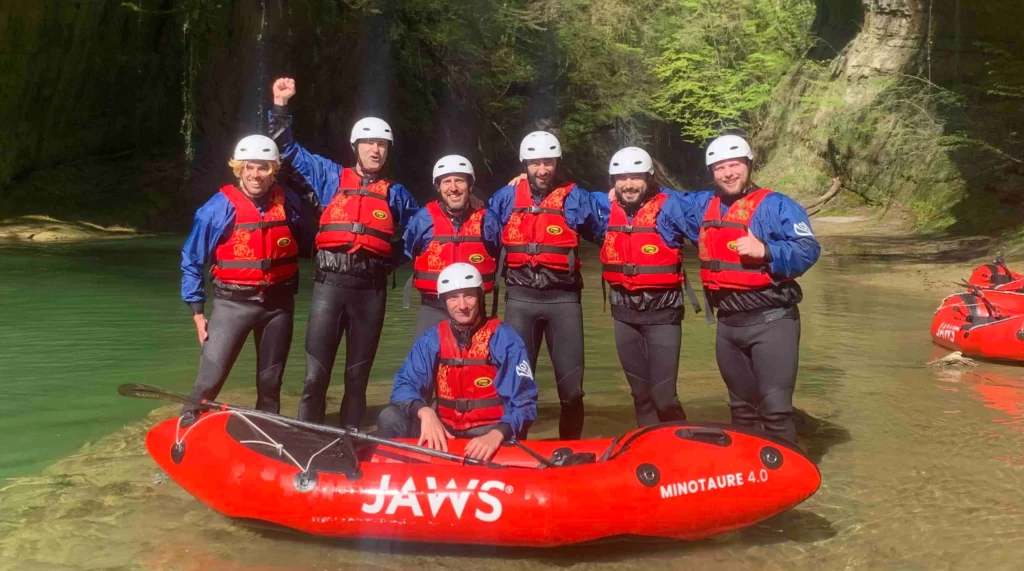 evg en packraft autour d'Annecy