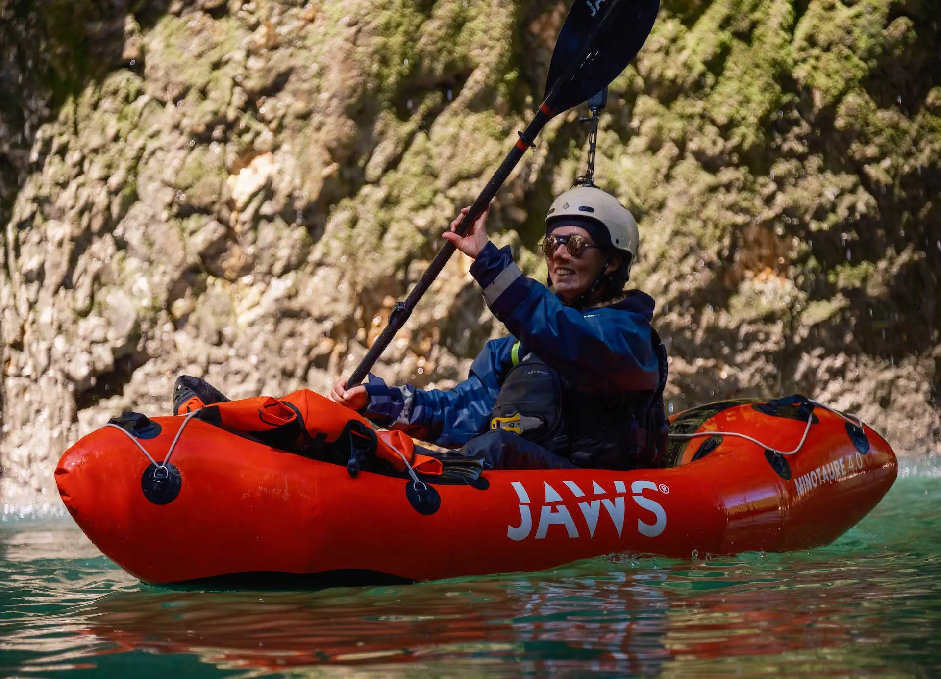 navigation en packraft dans les Gorges du Fier