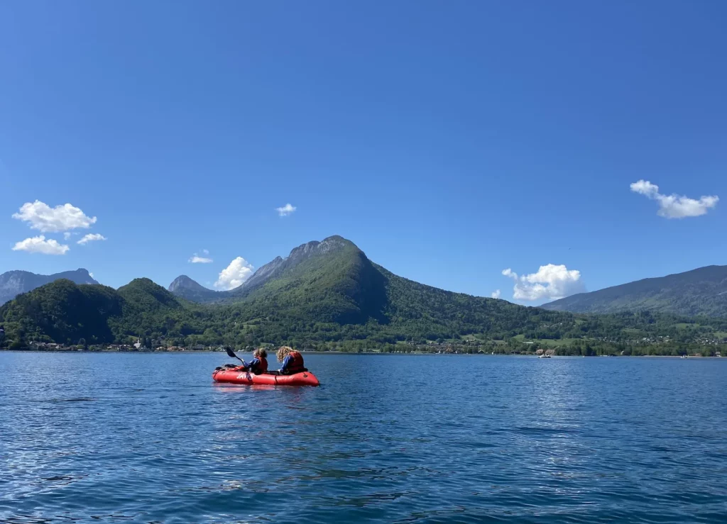lac-annecy-packraft-blue secret
