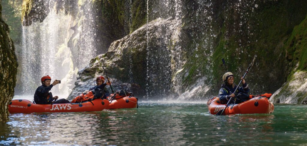 packraft et kayak sur le fier annecy-21